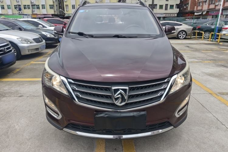 Used Baojun 560 2015 1.8L Manual Elite Edition Front