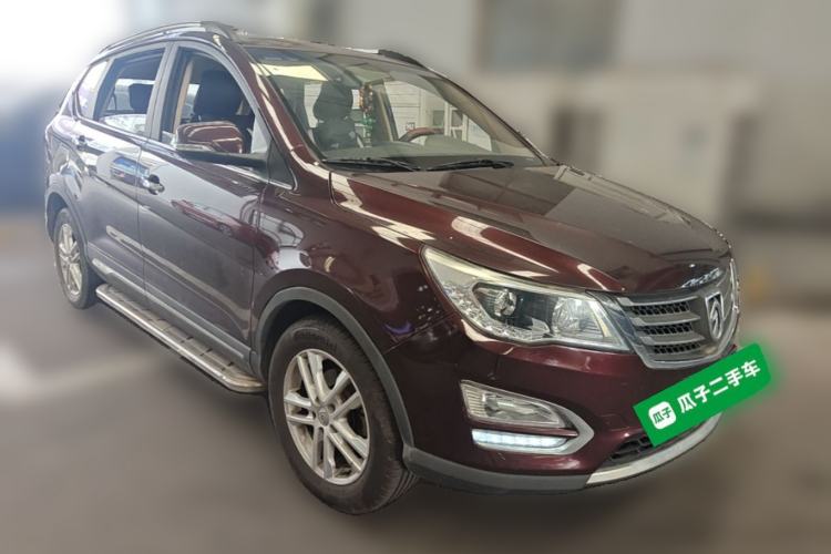 Used Baojun 560 2015 1.8L Manual Elite Edition Front Right 45 Deg