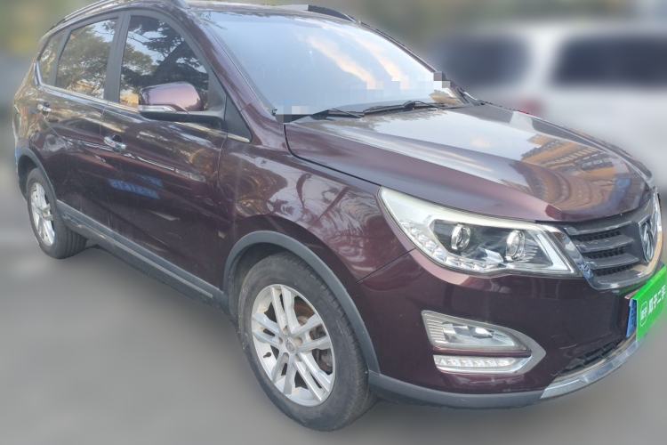 Used Baojun 560 2015 1.8L Manual Elite Edition Front Right 45 Deg
