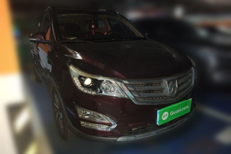Used Baojun 560 2015 1.8L manual luxury version Front Right 45 Deg