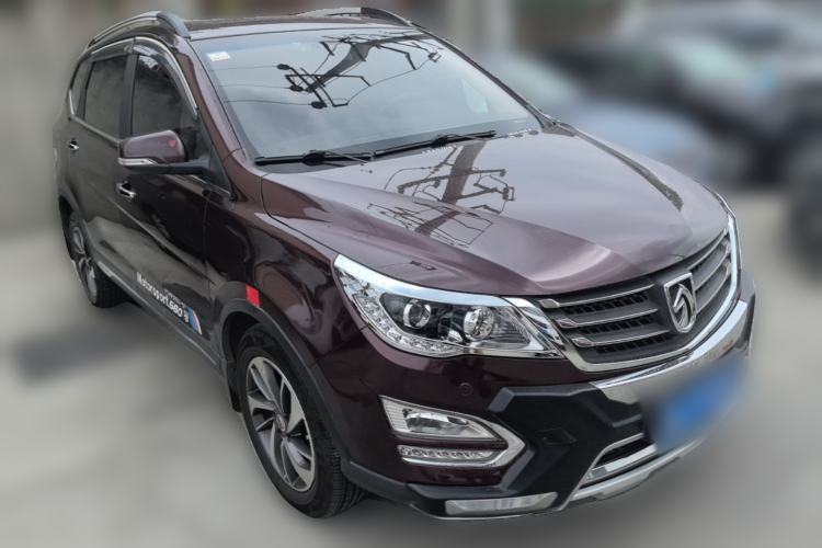Used Baojun 560 2015 1.8L manual luxury version Front Right 45 Deg