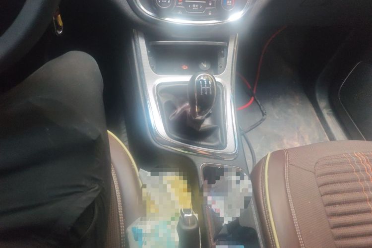Used Baojun 560 2015 1.8L Manual Elite Edition Gear Lever
