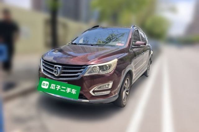 Used Baojun 560 2015 1.8L manual luxury version