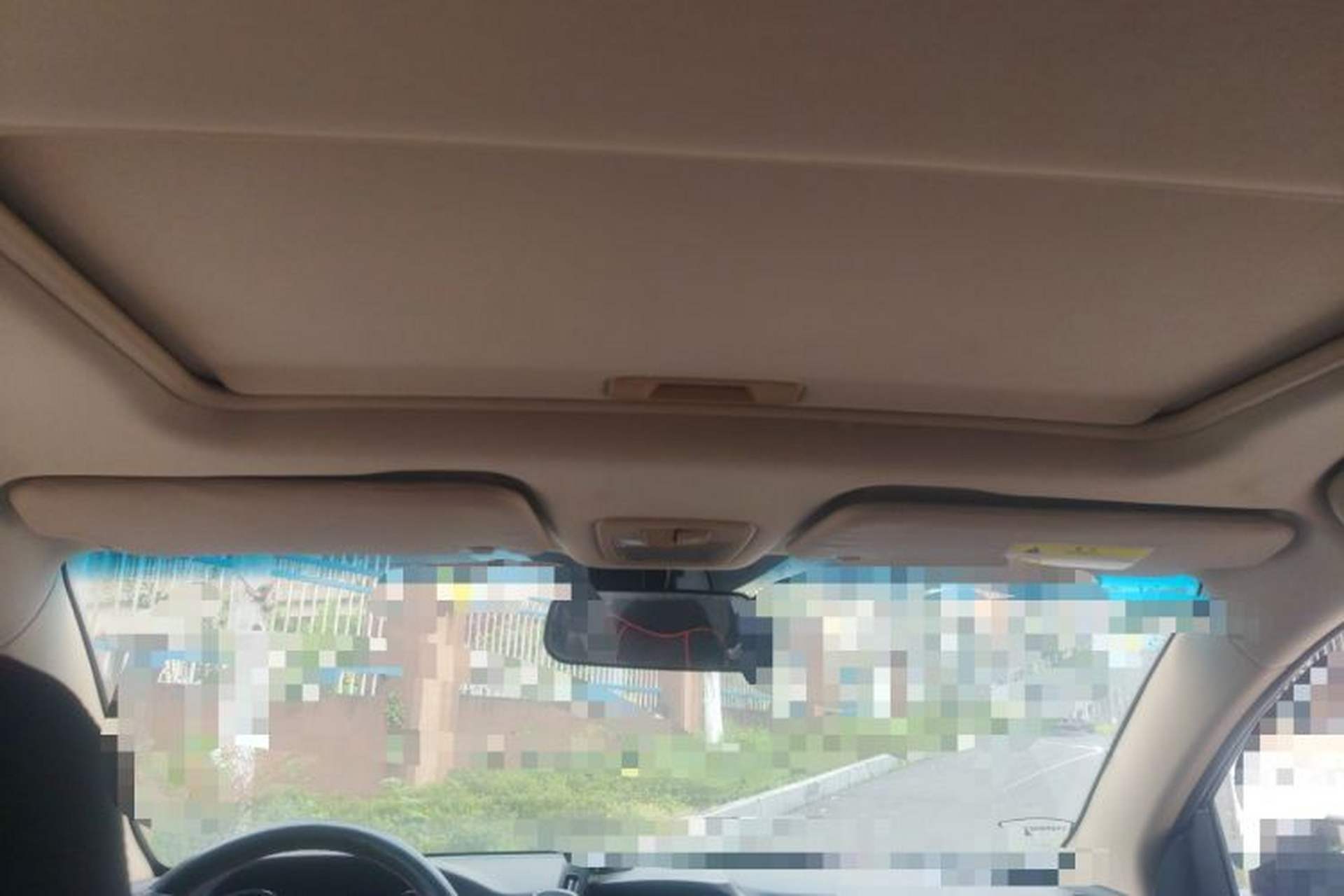 Used Baojun 560 2015 1.8L manual luxury version Headliner