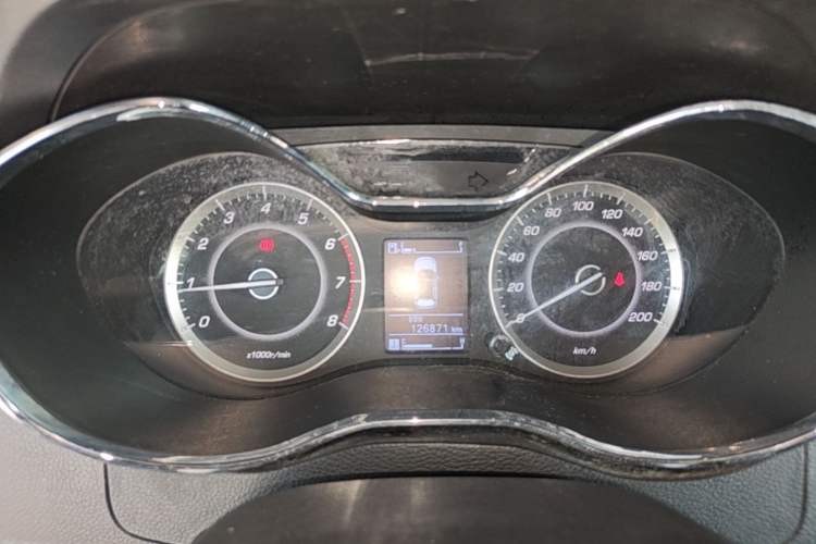 Used Baojun 560 2015 1.8L Manual Elite Edition Instrument Cluster