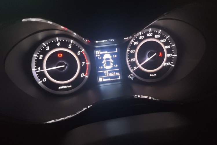 Used Baojun 560 2015 1.8L manual luxury version Instrument Cluster