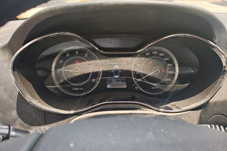 Used Baojun 560 2015 1.8L Manual Elite Edition Instrument Cluster