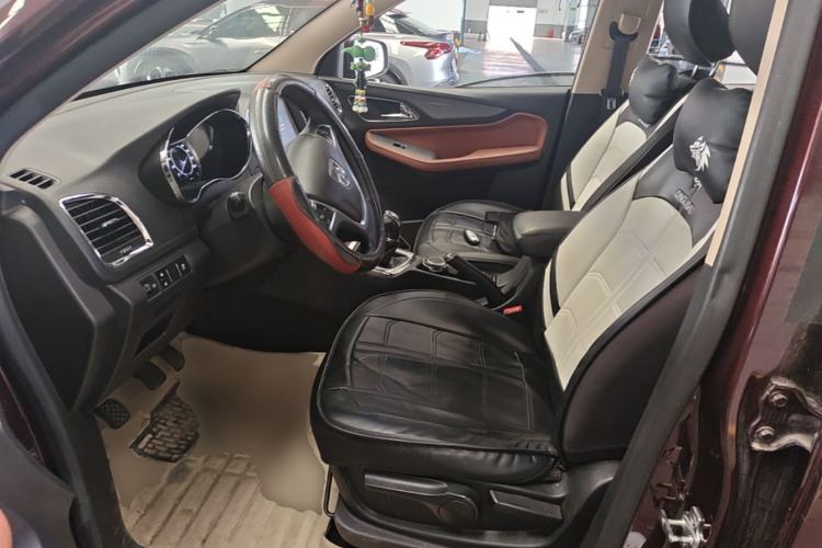 Used Baojun 560 2015 1.8L Manual Elite Edition Left Front Seat