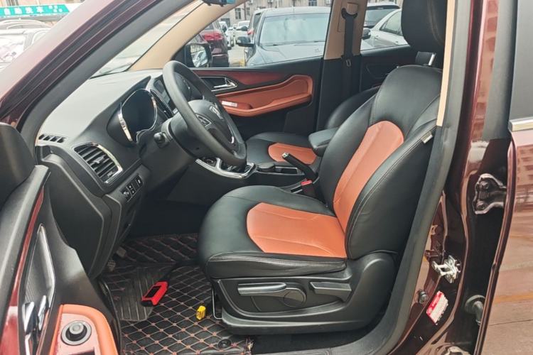 Used Baojun 560 2015 1.8L Manual Elite Edition Left Front Seat