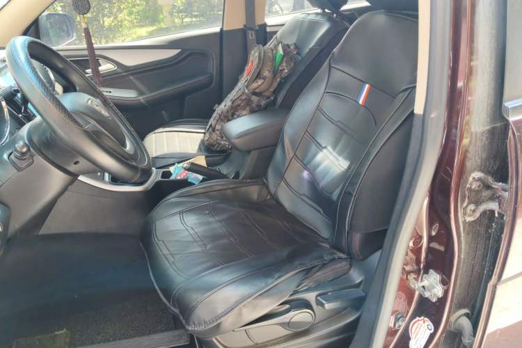 Used Baojun 560 2015 1.8L manual Comfort trim level Left Front Seat