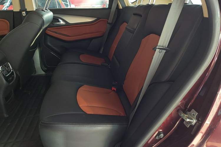 Used Baojun 560 2015 1.8L Manual Elite Edition Left Rear Seat