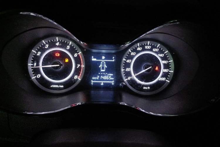Used Baojun 560 2015 1.8L manual Comfort trim level Odometer Close Up