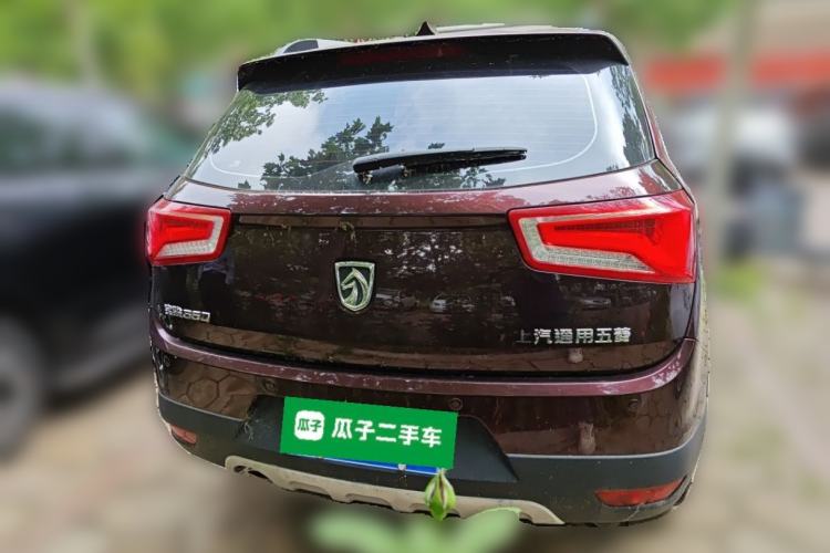 Used Baojun 560 2015 1.8L manual luxury version Rear