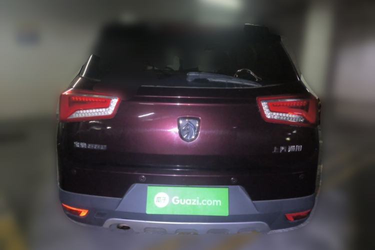 Used Baojun 560 2015 1.8L manual luxury version Rear