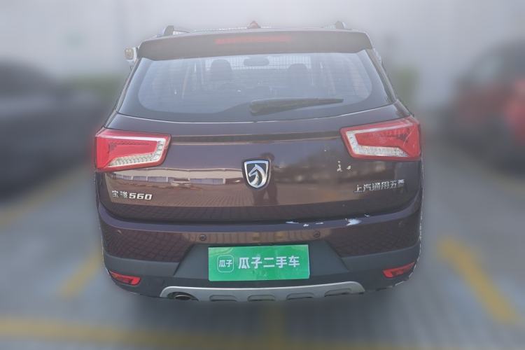 Used Baojun 560 2015 1.8L manual luxury version Rear