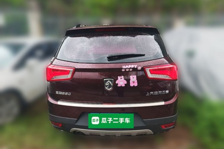 Used Baojun 560 2015 1.8L manual luxury version Rear