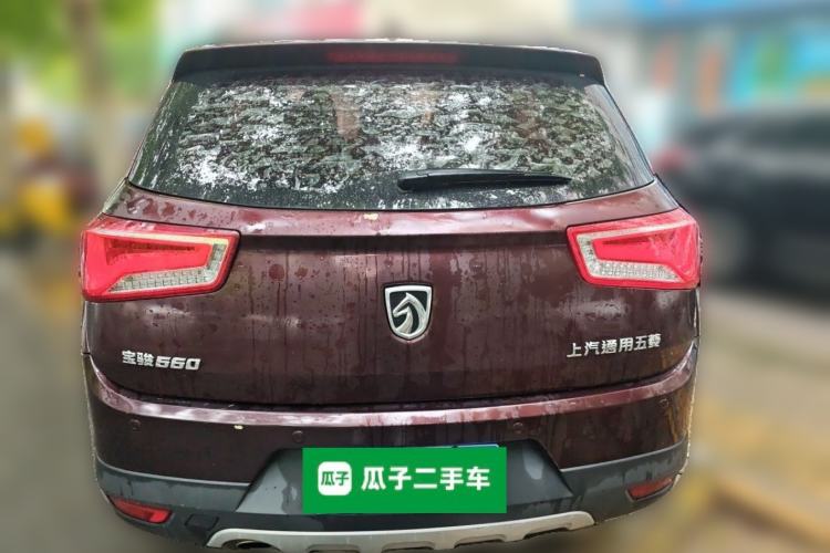 Used Baojun 560 2015 1.8L manual luxury version Rear