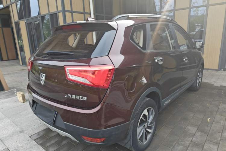 Used Baojun 560 2015 1.8L manual luxury version Rear Right 45 Deg