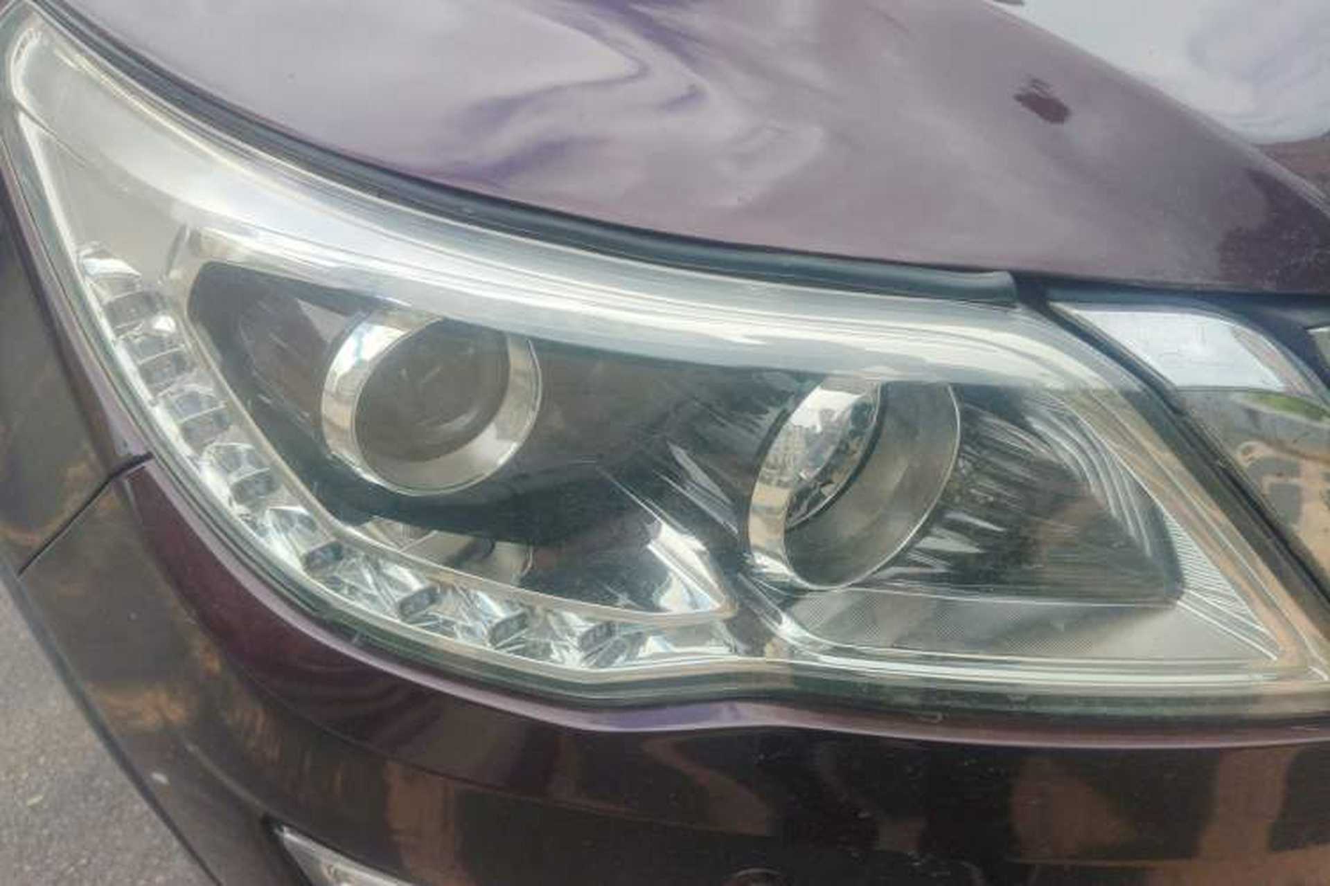 Used Baojun 560 2015 1.8L manual luxury version Right Front Headlight