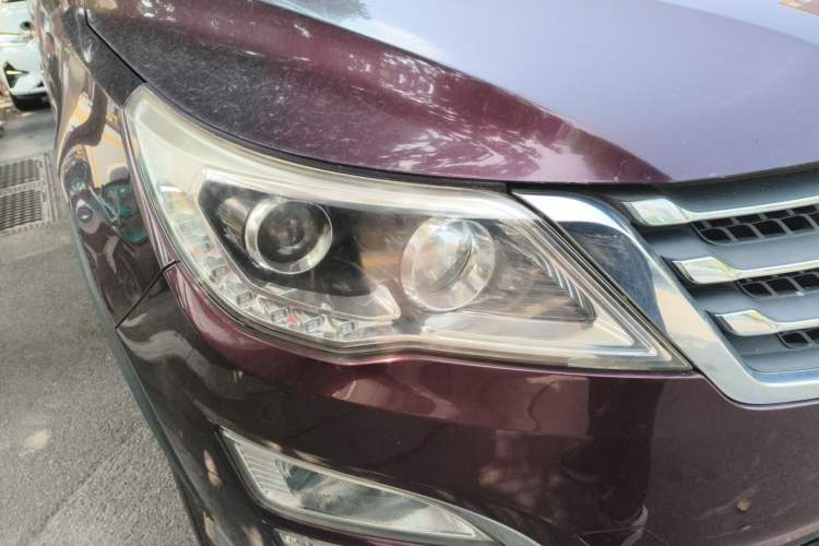 Used Baojun 560 2015 1.8L Manual Elite Edition Right Front Headlight