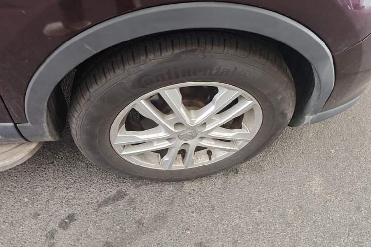 Used Baojun 560 2015 1.8L Manual Elite Edition Right Front Wheel Hub