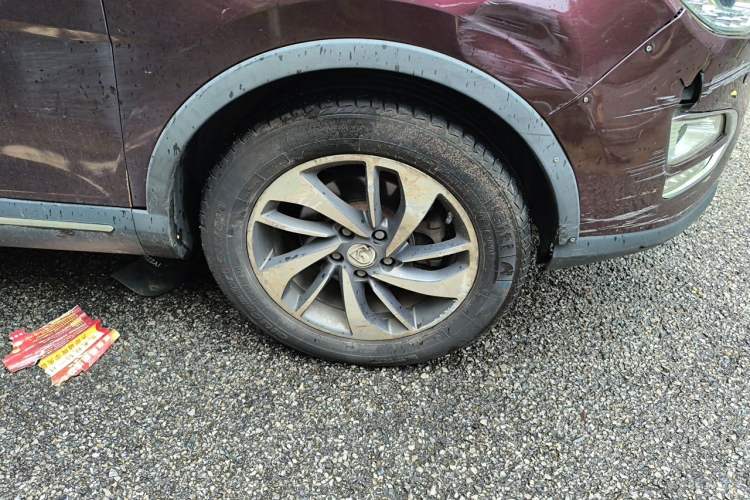 Used Baojun 560 2015 1.8L manual luxury version Right Front Wheel Hub