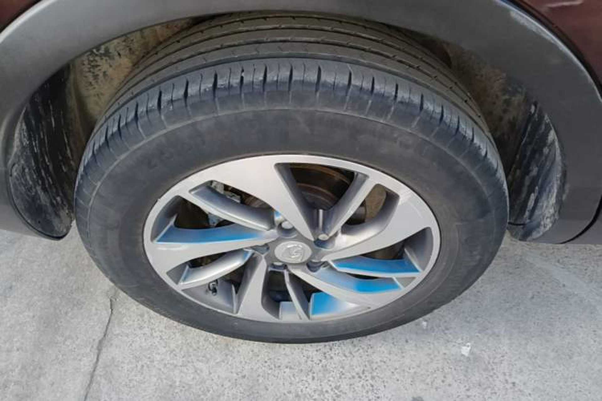 Used Baojun 560 2015 1.8L manual luxury version Right Rear Wheel Hub