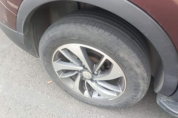 Used Baojun 560 2015 1.8L manual luxury version Right Rear Wheel Hub