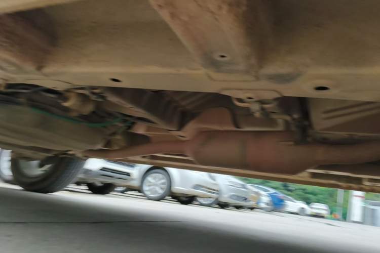 Used Baojun 560 2015 1.8L manual luxury version Right Side Sill