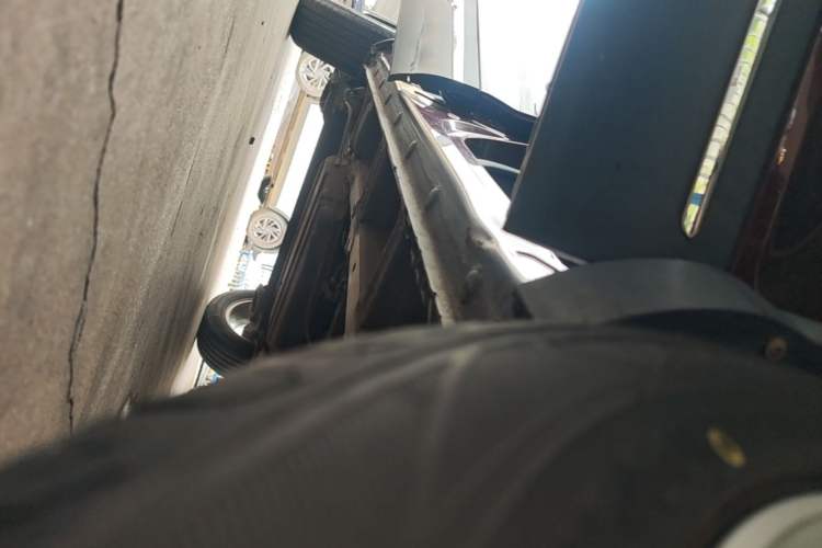 Used Baojun 560 2015 1.8L Manual Elite Edition Right Side Sill