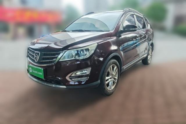 Używany Baojun 560 2015 1.8L Manual Elite Edition
