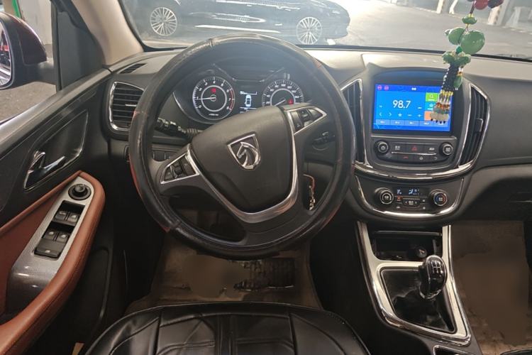 Used Baojun 560 2015 1.8L Manual Elite Edition Steering Wheel