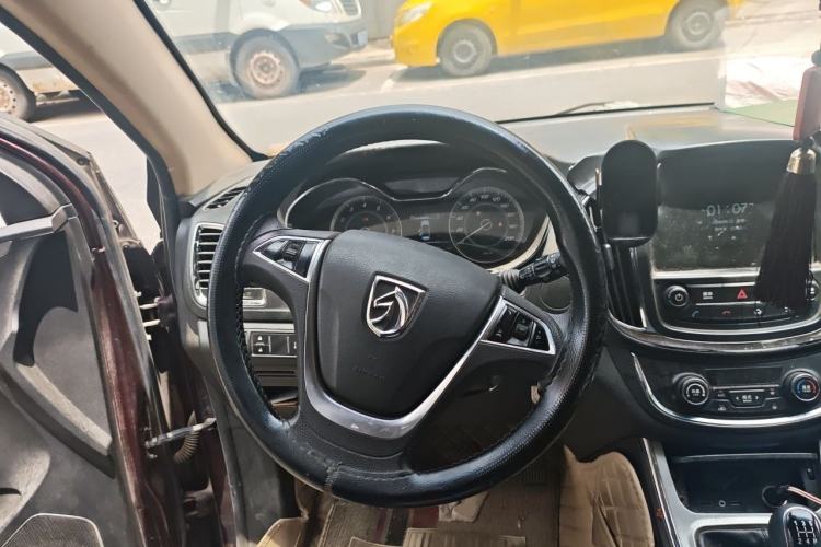 Used Baojun 560 2015 1.8L Manual Elite Edition Steering Wheel