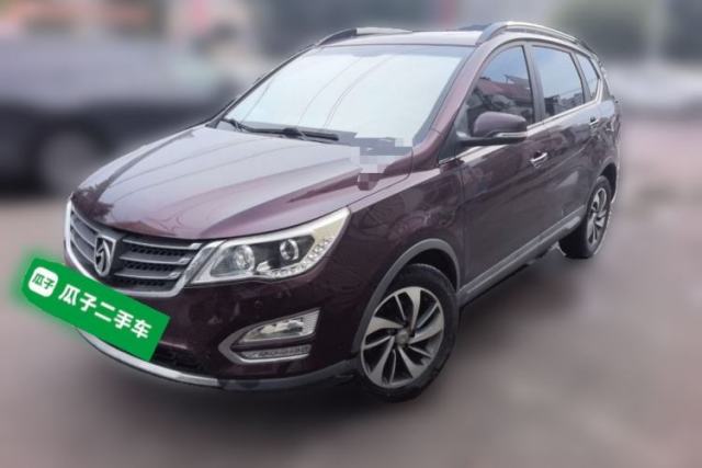 Used Baojun 560 2015 1.8L manual luxury version