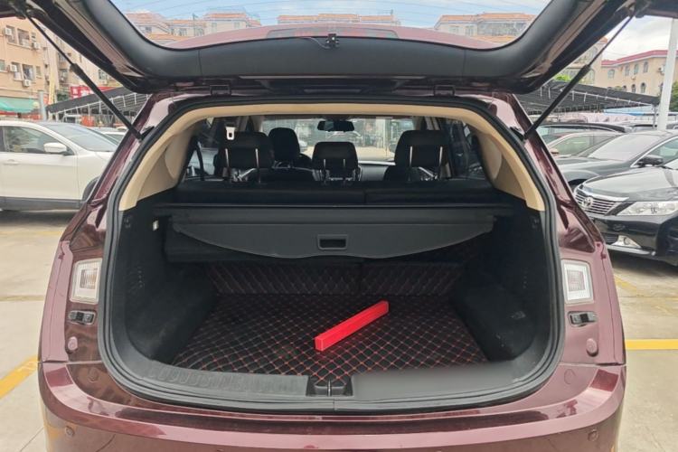 Used Baojun 560 2015 1.8L Manual Elite Edition Trunk