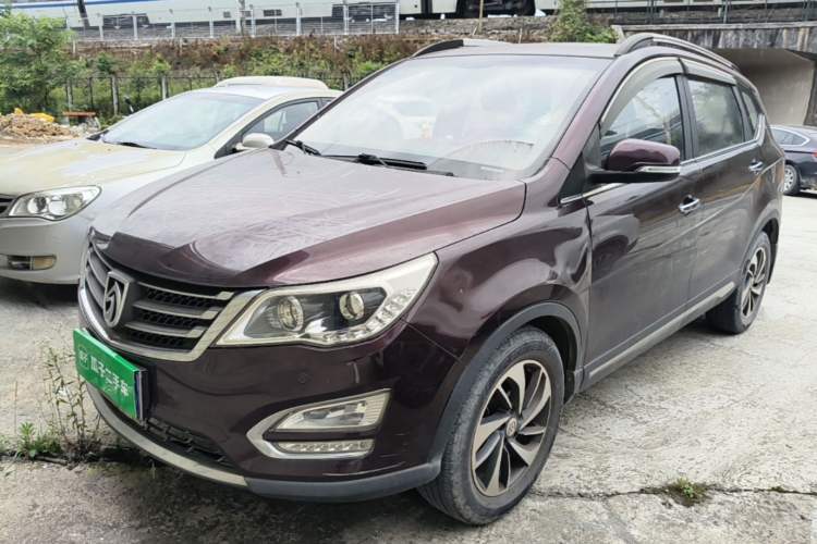 Used Baojun 560 2015 1.8L manual luxury version Guazi used car, China used car export, Used car for sale, Used  cars, Cheapest cars for sale