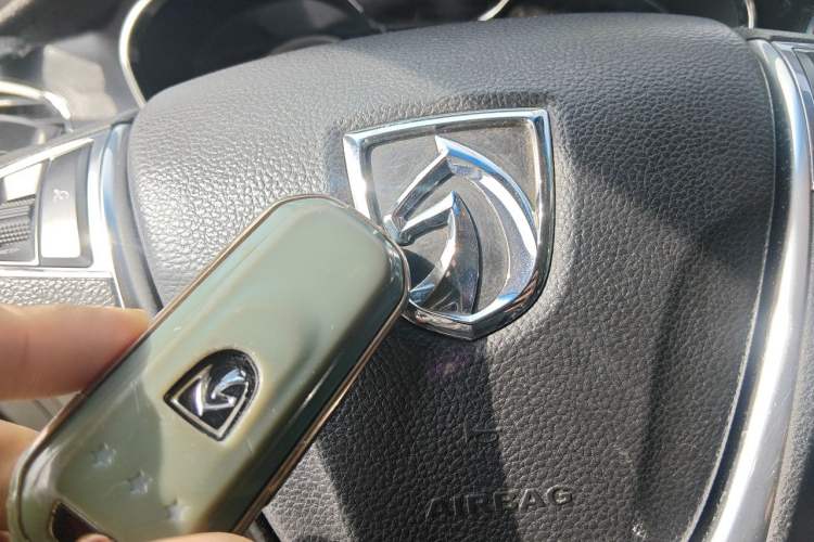 Used Baojun 560 2015 1.8L manual luxury version Vehicle Key