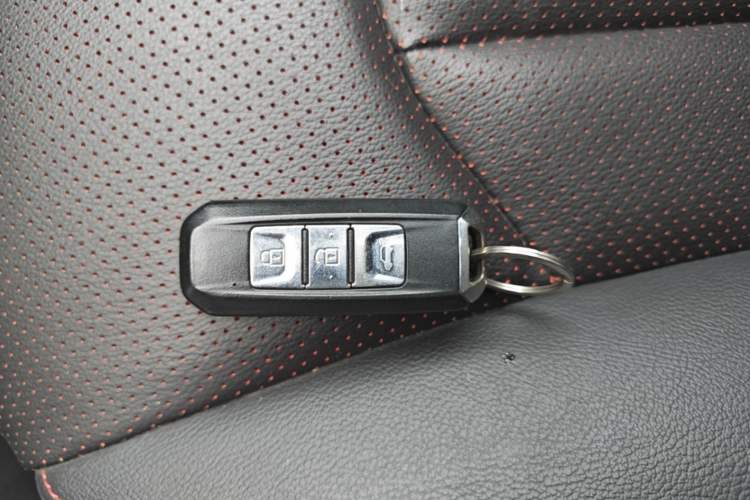 Used Baojun 560 2015 1.8L manual luxury version Vehicle Key