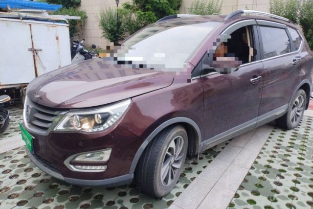 Used Baojun 560 2015 1.8L manual luxury version