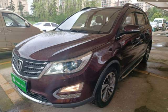 Used Baojun 560 2015 1.8L manual luxury version