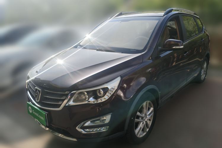 Used Baojun 560 2015 1.8L manual Comfort trim level Guazi used car, China used car export, Used car for sale, Used cars, Cheapest cars for sale