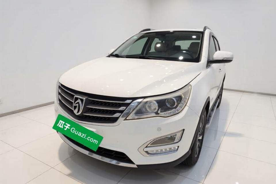 Baojun 560 2015