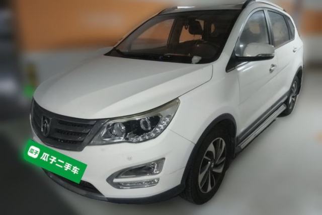 Used Baojun 560 2015 1.8L manual luxury version