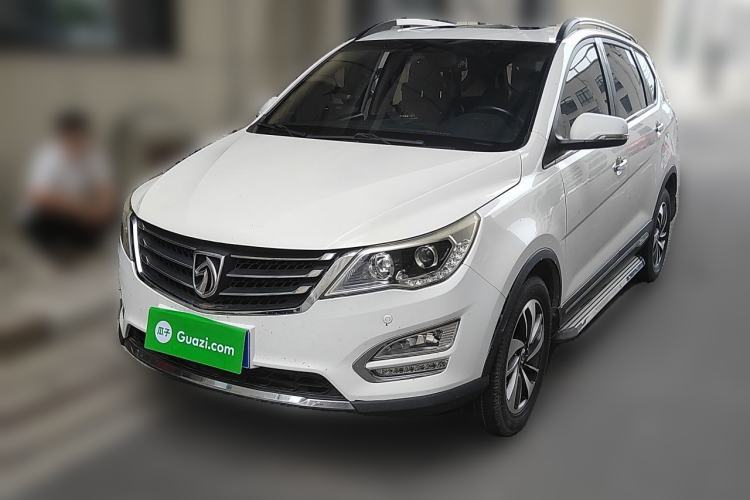 Used Baojun 560 2015 1.8L manual luxury version Guazi used car, China used car export, Used car for sale, Used  cars, Cheapest cars for sale