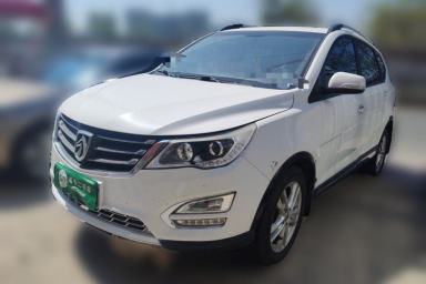 Used Baojun 560 2015 1.8L manual Comfort trim level
