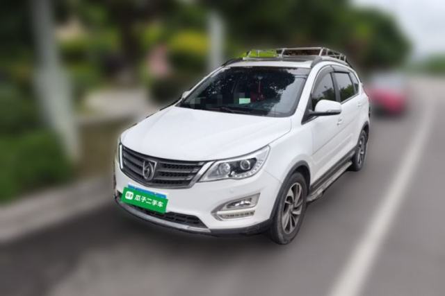 Used Baojun 560 2015 1.8L manual luxury version