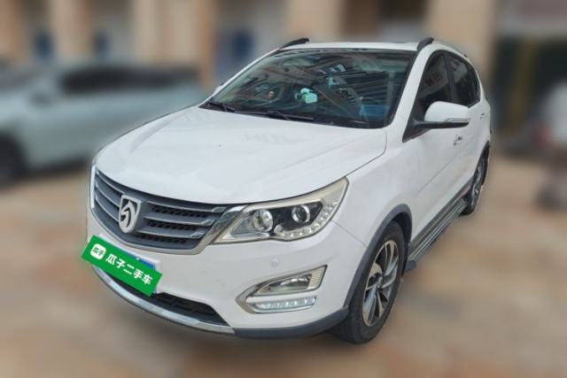 Used Baojun 560 2015 1.8L manual luxury version