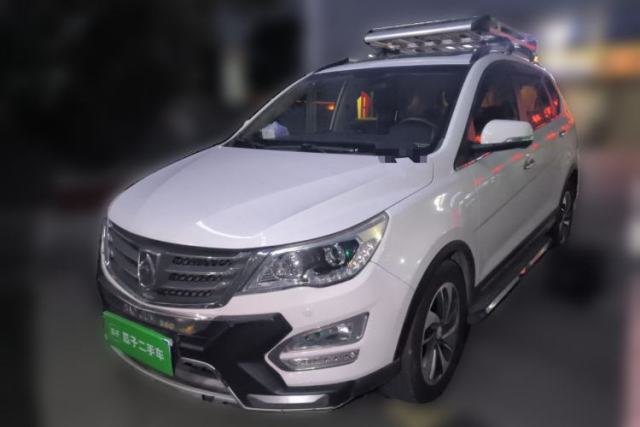 Used Baojun 560 2015 1.8L manual luxury version