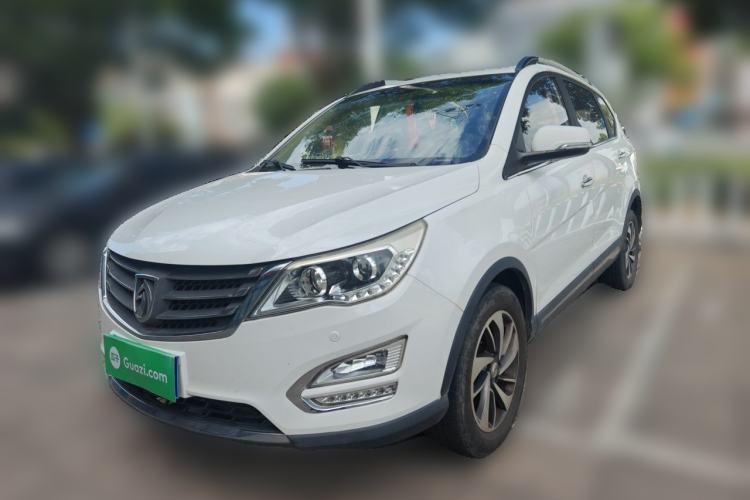 Used Baojun 560 2015 1.8L manual luxury version Guazi used car, China used car export, Used car for sale, Used Baojun cars, Cheapest cars for sale