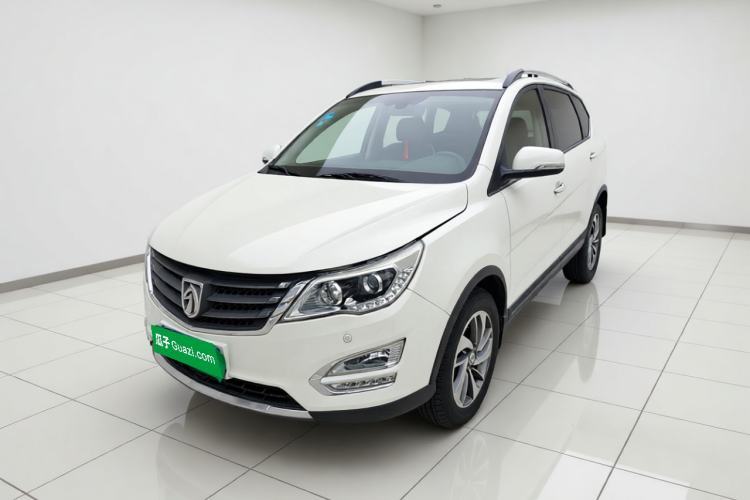 Baojun 560 2015 1.8L manual luxury version usado Guazi used car, China used car export, Used car for sale, Used cars, Cheapest cars for sale